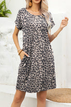 Load image into Gallery viewer, Scoop Neck Short Sleeve Pocket Dress