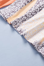 Load image into Gallery viewer, Plus Size Animal Print Contrast Raglan Sleeve Top