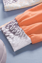 Load image into Gallery viewer, Plus Size Animal Print Contrast Raglan Sleeve Top