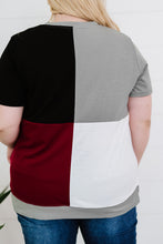 Load image into Gallery viewer, Plus Size Color Block Round Neck T-Shirt