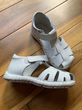 Load image into Gallery viewer, Sugar Mold-3 Hole in Natural 11x5x3.5