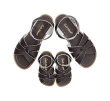 Load image into Gallery viewer, PREORDER Salt Water Original Sandals in Brown
