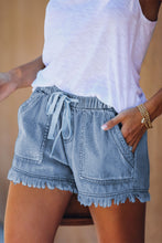 Load image into Gallery viewer, Pocketed Frayed Denim Shorts
